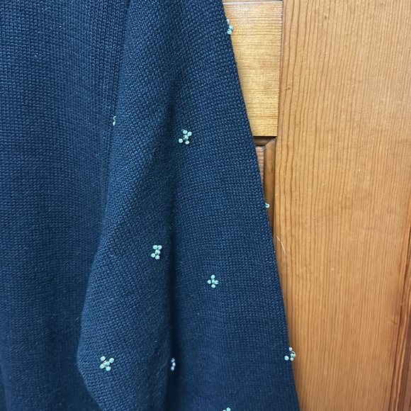 Victoria Jones beaded Holiday Sweater with Holly leaves and red ribbons size 1X - Picture 11 of 12